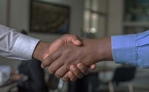 ְ����ͻ���ͨ�ĵ绰����